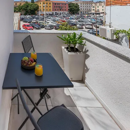 New! Oldie But Goldie Apartamento Split