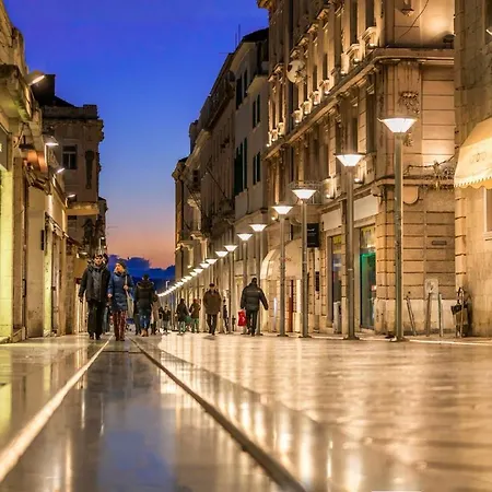 New! Oldie But Goldie Split