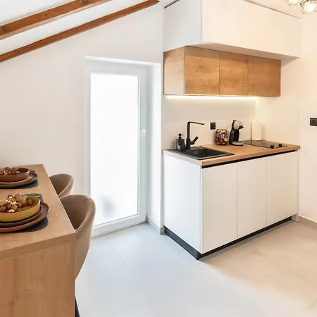 New! Oldie But Goldie Spalato